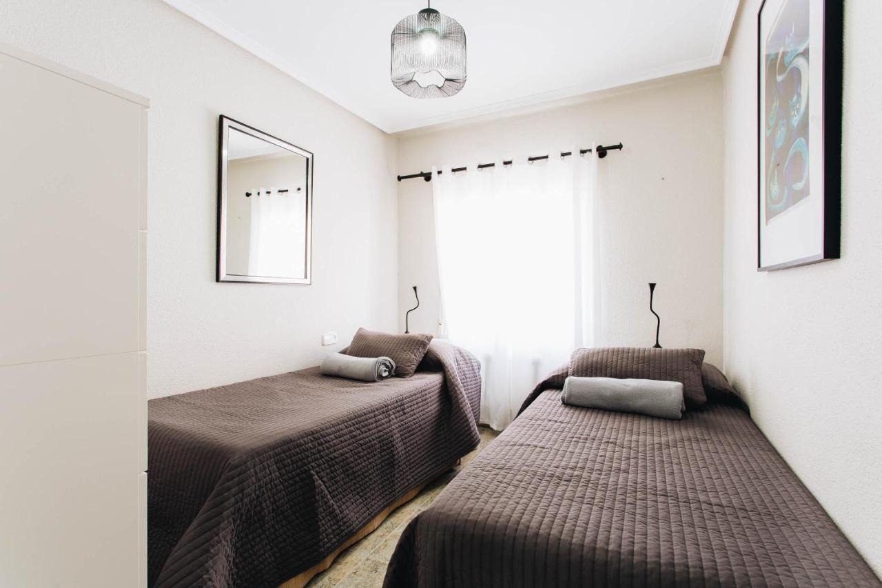 Exclusive 3 Bedroom Beach Apartment Walencja Zewnętrze zdjęcie