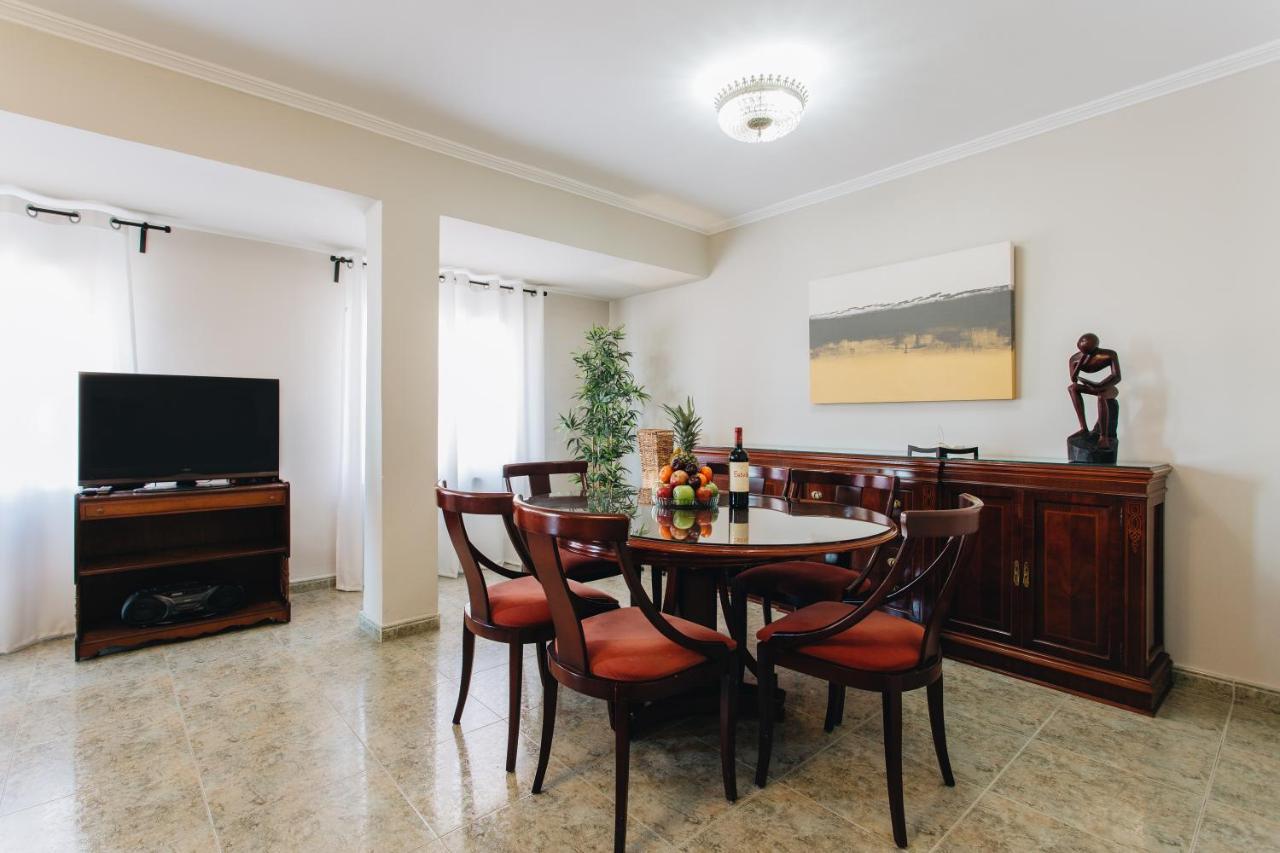 Exclusive 3 Bedroom Beach Apartment Walencja Zewnętrze zdjęcie